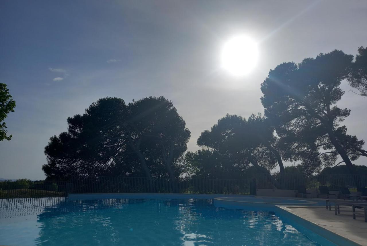 Appartement Cosy Pour Un Sejour Bien-Etre Climatise Saumane-de-Vaucluse ภายนอก รูปภาพ